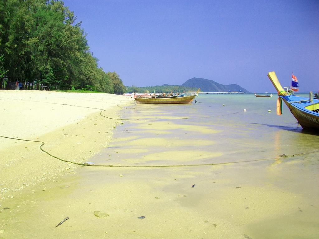 Coconut Paradise Holiday Villas Phuket Room photo